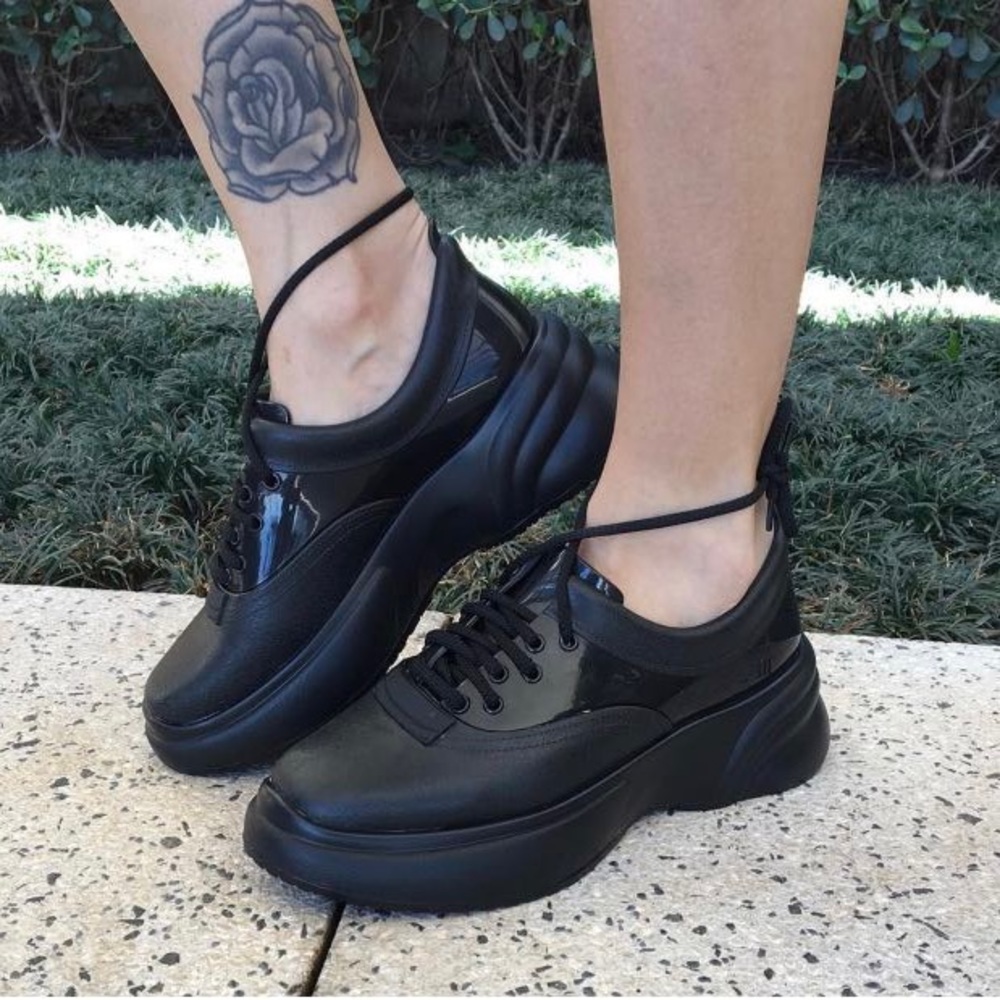 Melissa Ugly Sneakers Black Chunky Lace Up